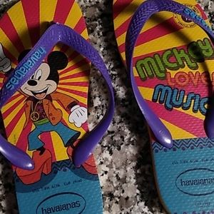 Havaianas Disney size 7/8 Mickey Loves Music